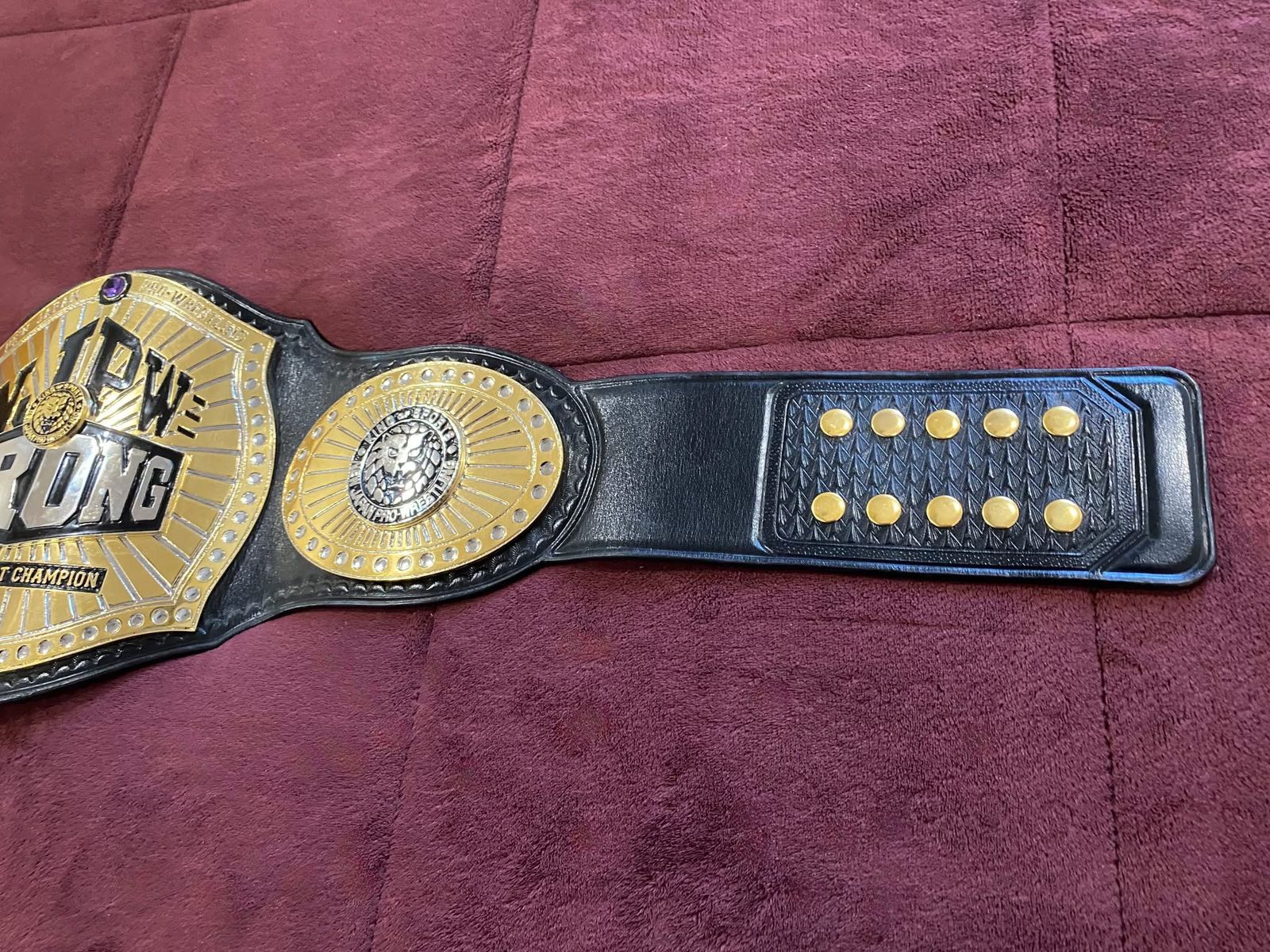 njpw strong open weight Championship belt